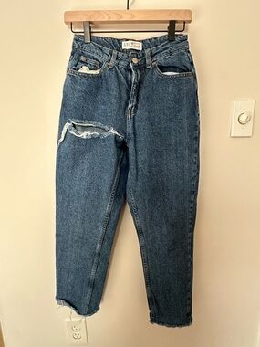 Primark High Rise Mom Jeans Distressed Raw Hem Size 6 (US 2) Straight Leg